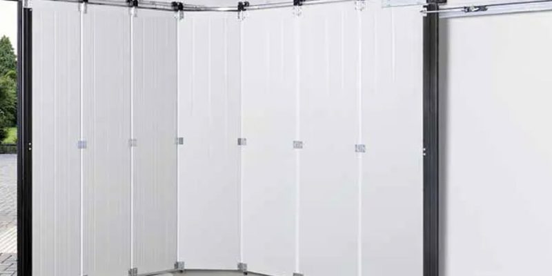 Pose porte de garage coulissante